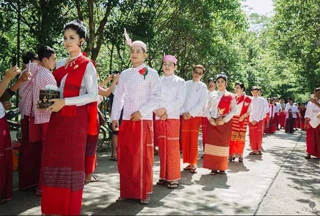 trang phục của người myanmar